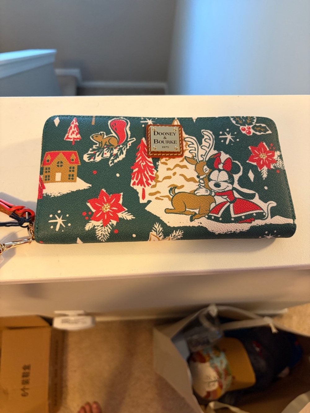 Dooney & Bourke disney Green Holiday Wristlet Wallet - Minnie Mouse Design
